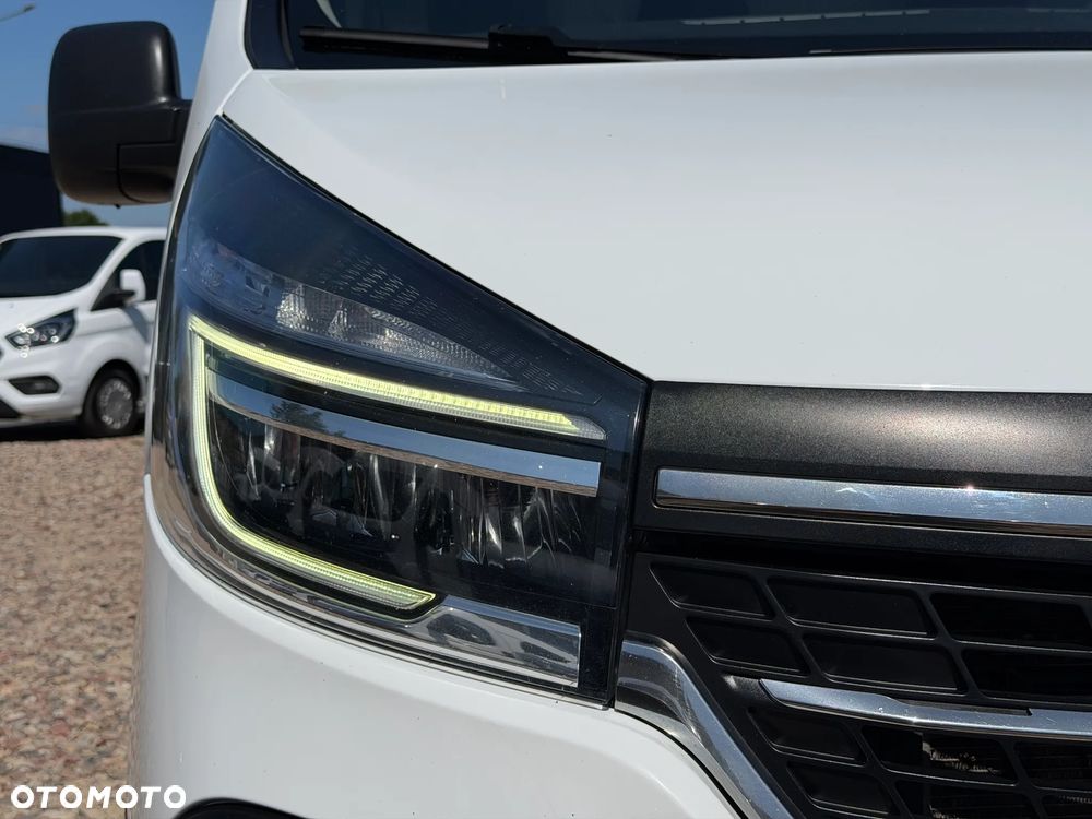 Renault Trafic - 15