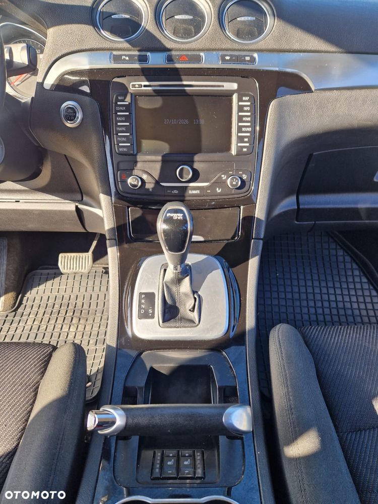 Ford Galaxy - 14