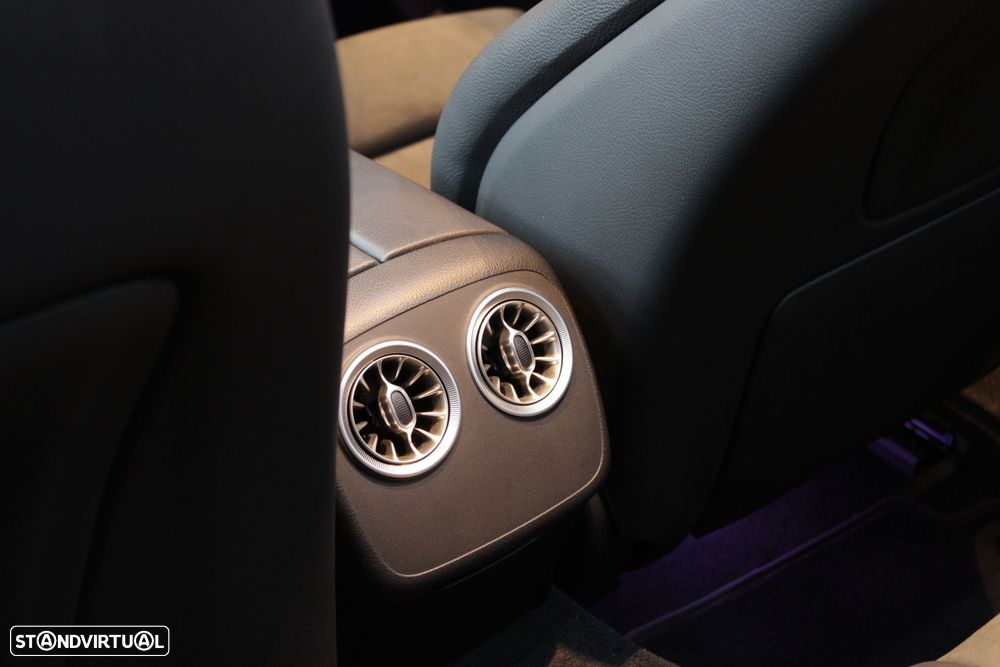 Mercedes-Benz E 220 - 46