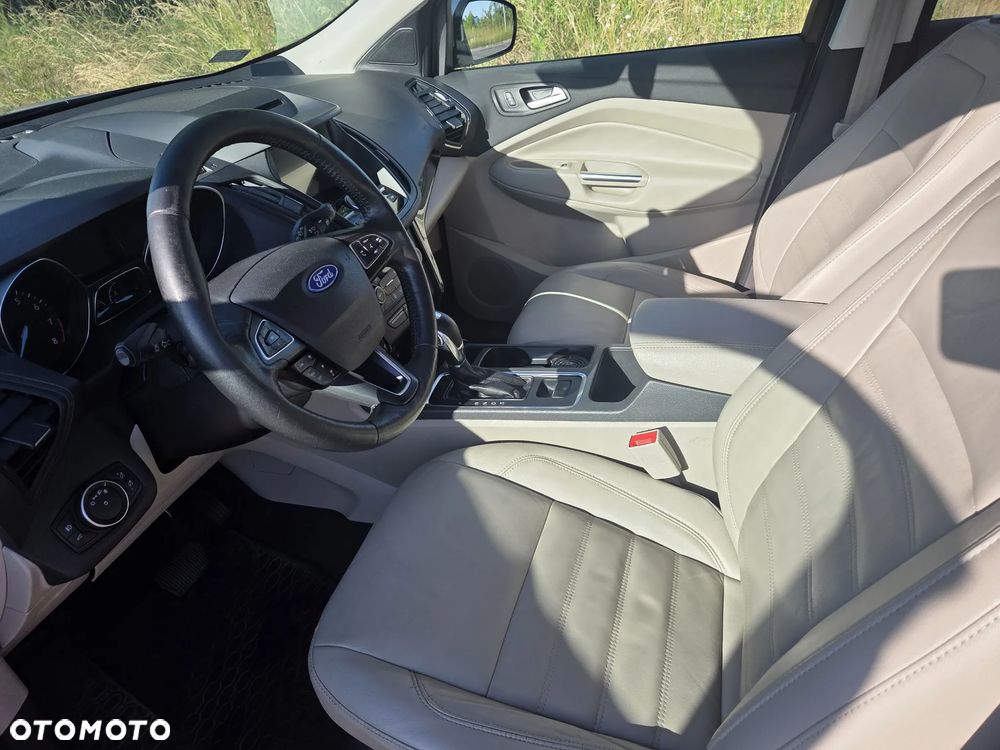 Ford Escape - 9