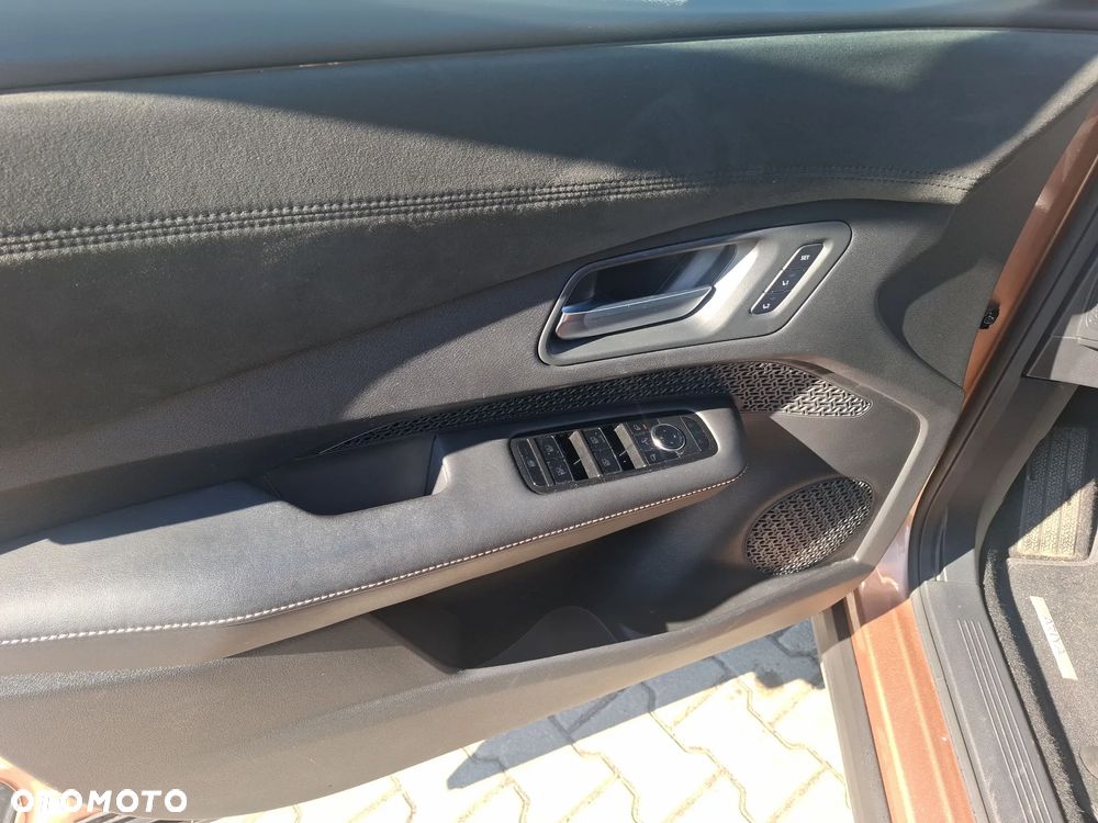 Nissan Ariya 87kWh Evolve - 11