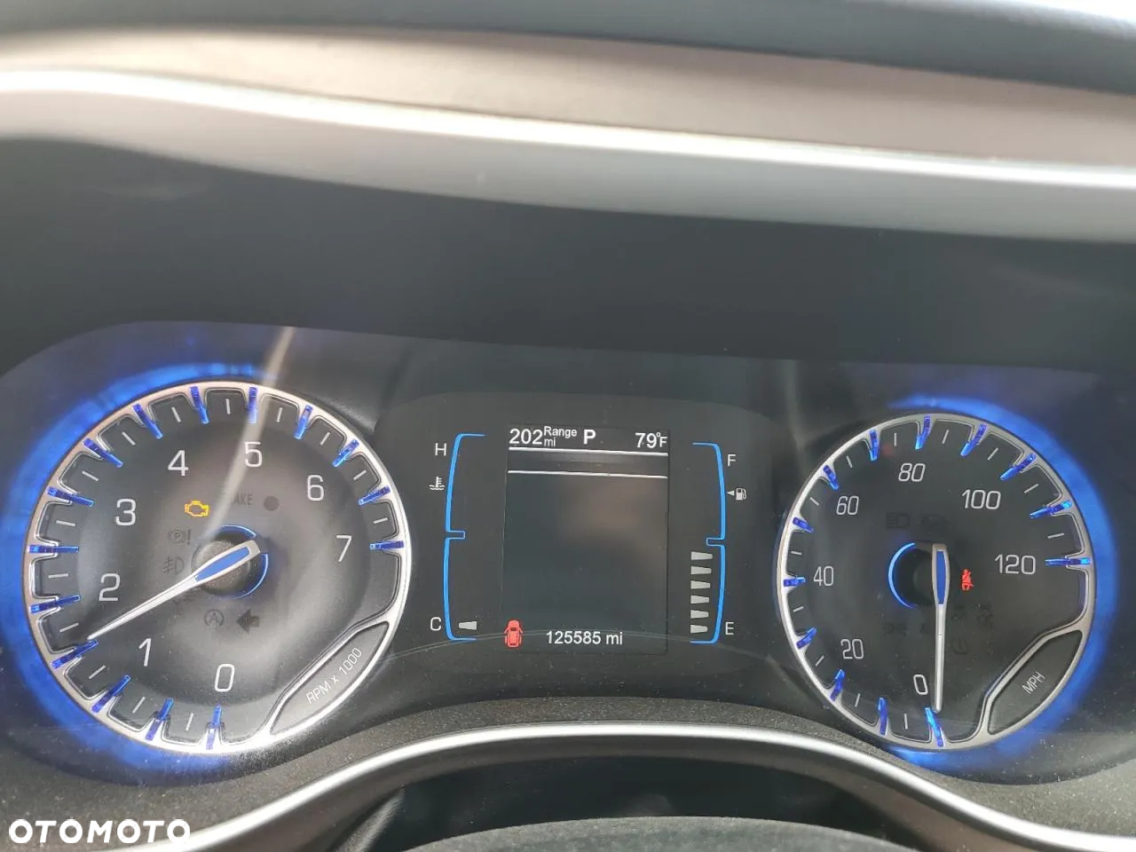 Chrysler Pacifica - 7