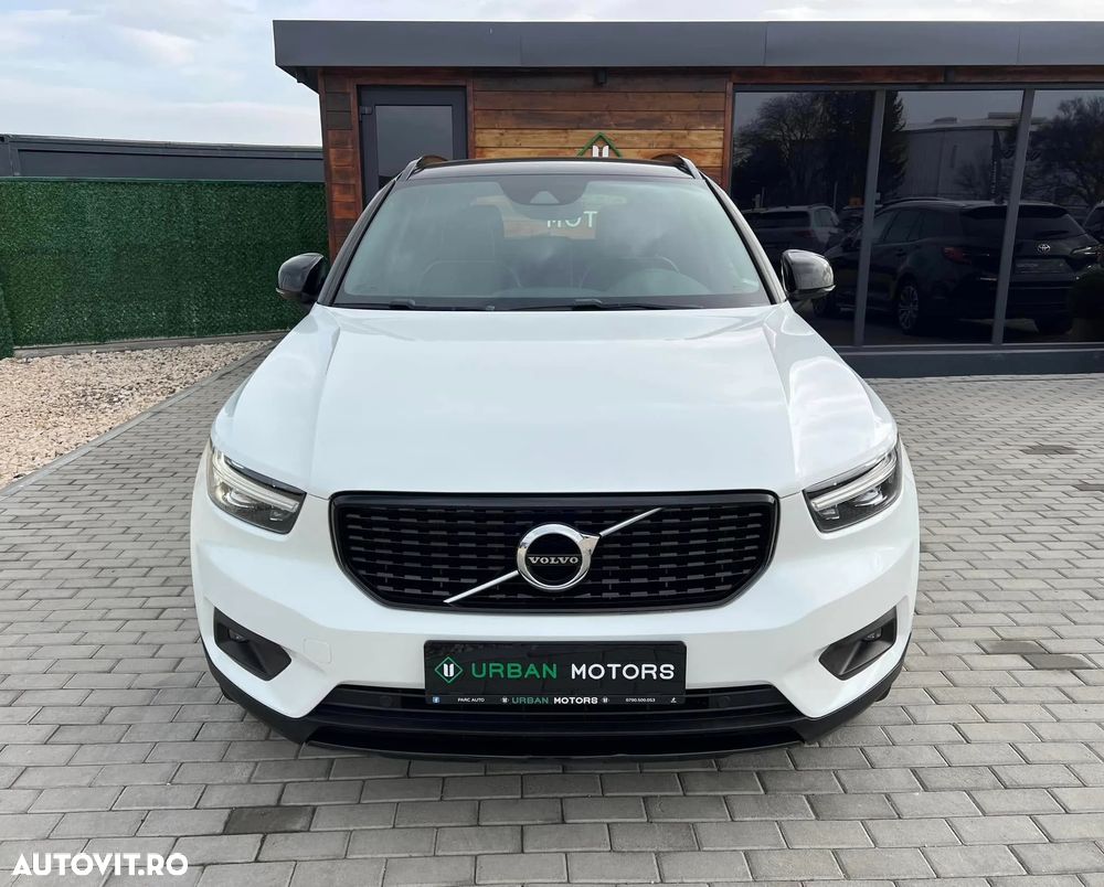 Volvo XC 40 D4 AWD Geartronic R-Design - 10