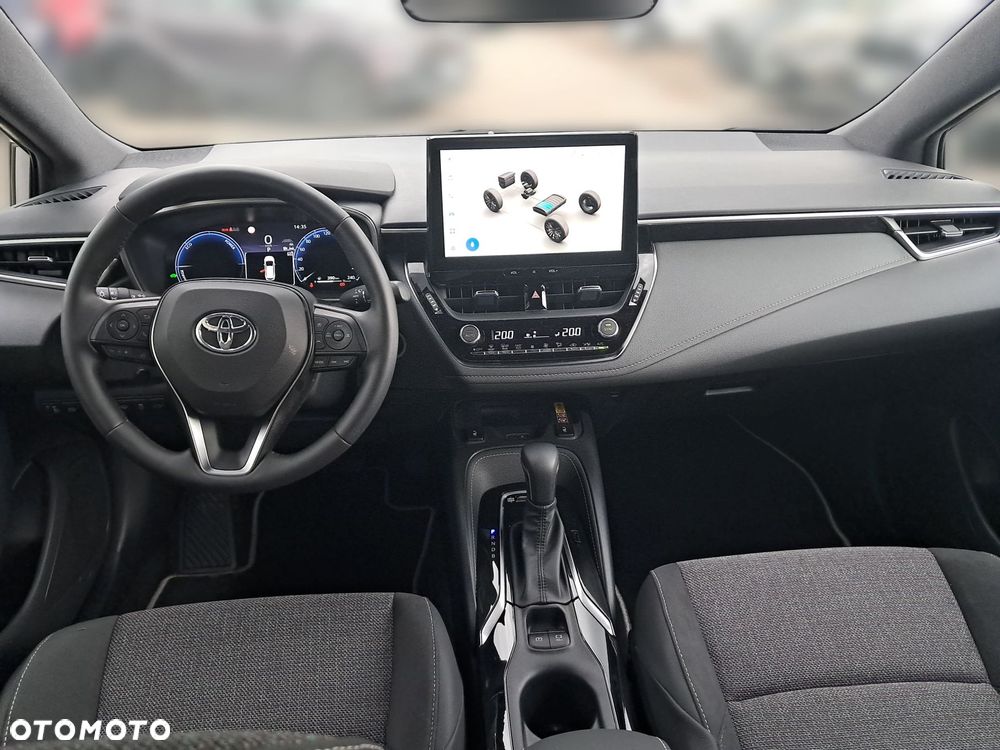 Toyota Corolla - 10