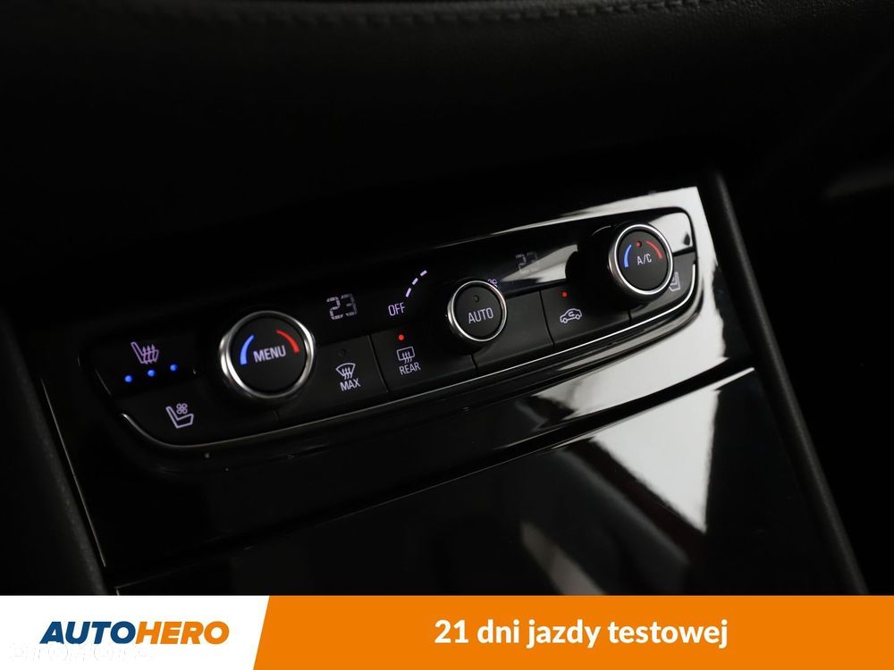 Opel Grandland X 1.2 T Enjoy S&S - 24