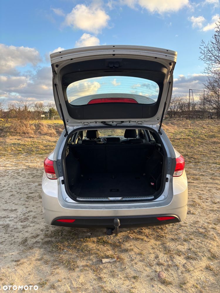 Hyundai i40 1.7 CRDi Comfort - 19