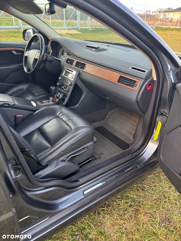 Volvo V70 - 8