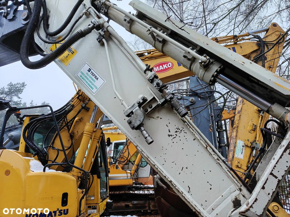 Komatsu PC210LC-11 - 10