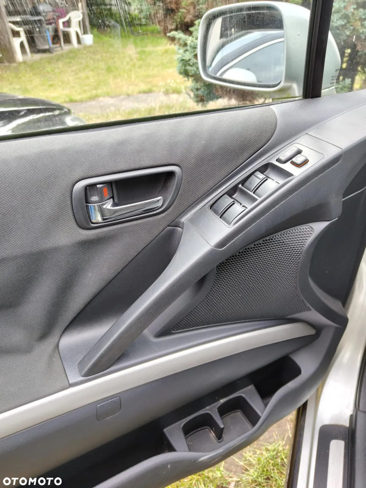 Toyota Corolla Verso 1.8 Prestige 7os MM - 7