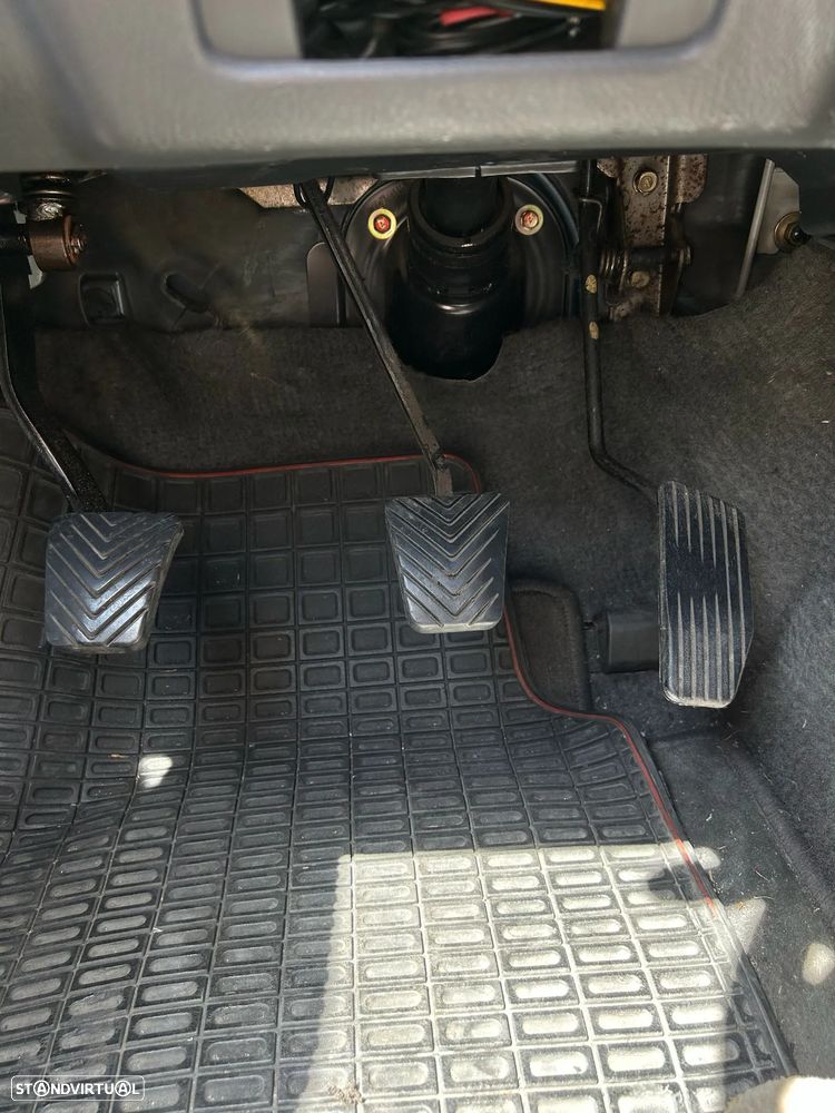 Mitsubishi Pajero 2.8 TD GLS ABS - 11