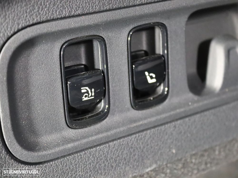 Mercedes-Benz GLC 300 de Coupe 4Matic - 23