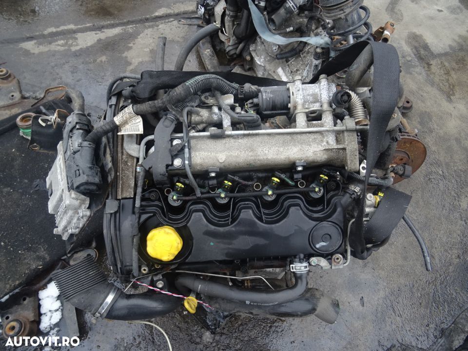 Vand Motor fara anexe Opel Zafira B 1.9 CDTI 120 CP Z19DT din 2007 - 1