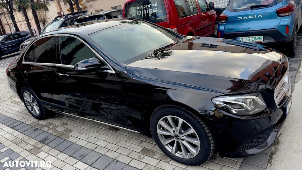 Mercedes-Benz E 220 d 4MATIC 9G-TRONIC Avantgarde - 11