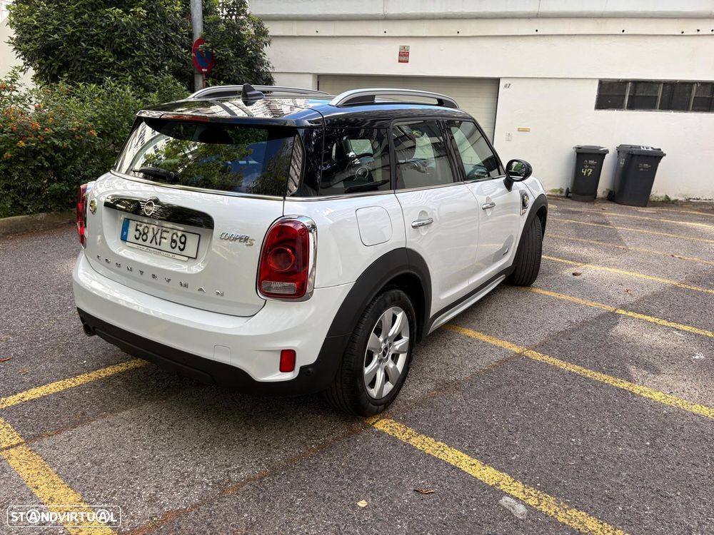 MINI Countryman Cooper SE ALL4 Auto - 5