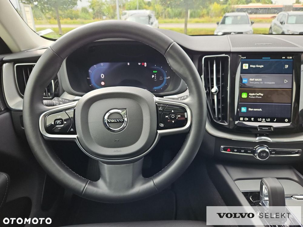 Volvo XC 60 T8 AWD Plug-in Hybrid Plus Dark - 13