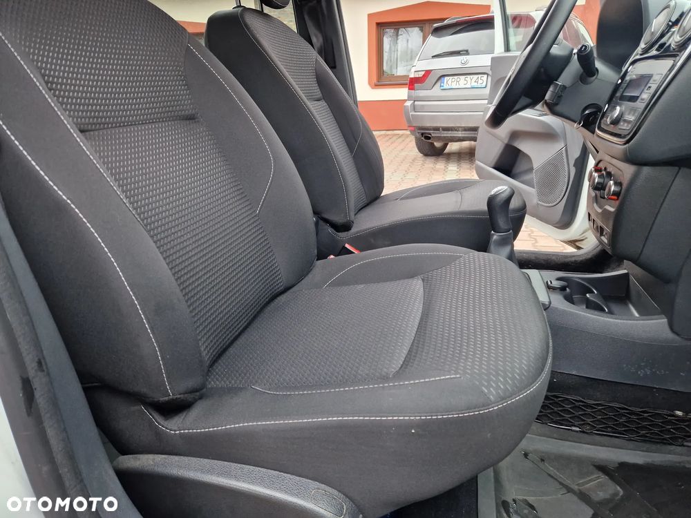 Dacia Lodgy 1.6 SCe Laureate S&S - 24