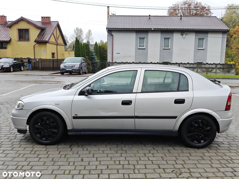 Opel Astra II 1.4 Start - 12