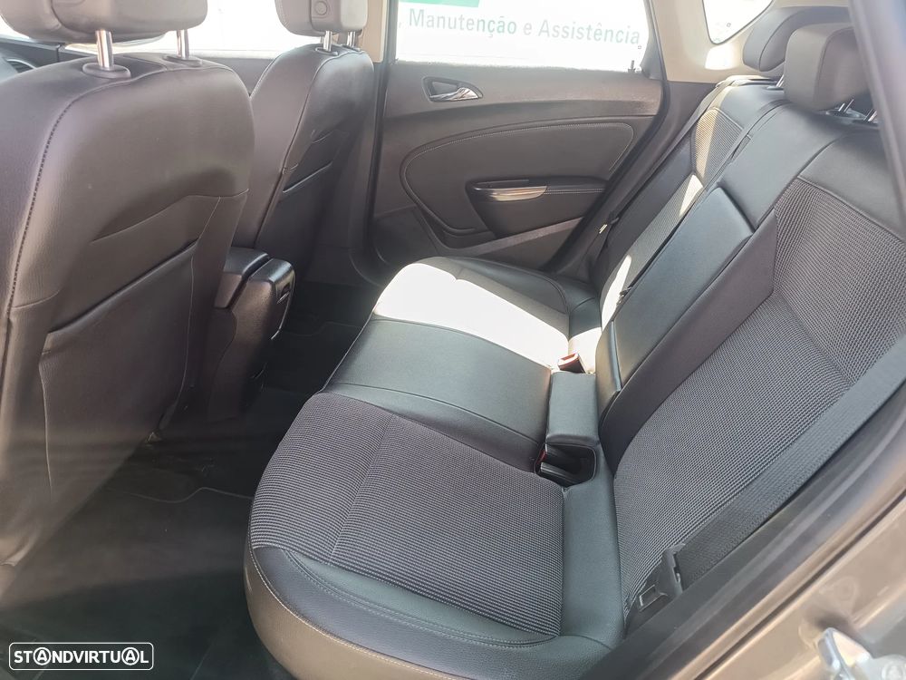 Opel Astra 1.7 CDTi Cosmo - 19