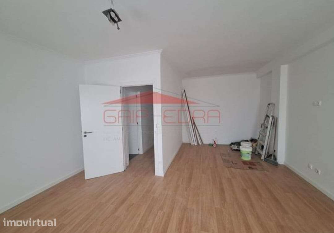 Apartamento para alugar em Águas Santas - Grande imagem: 5/21