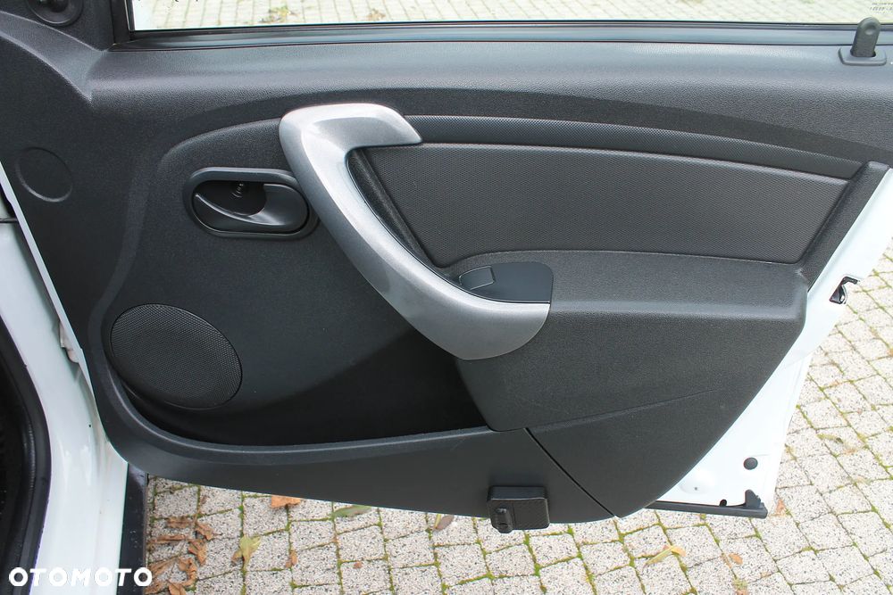 Dacia Duster 1.6 Ambiance 4x4 - 9