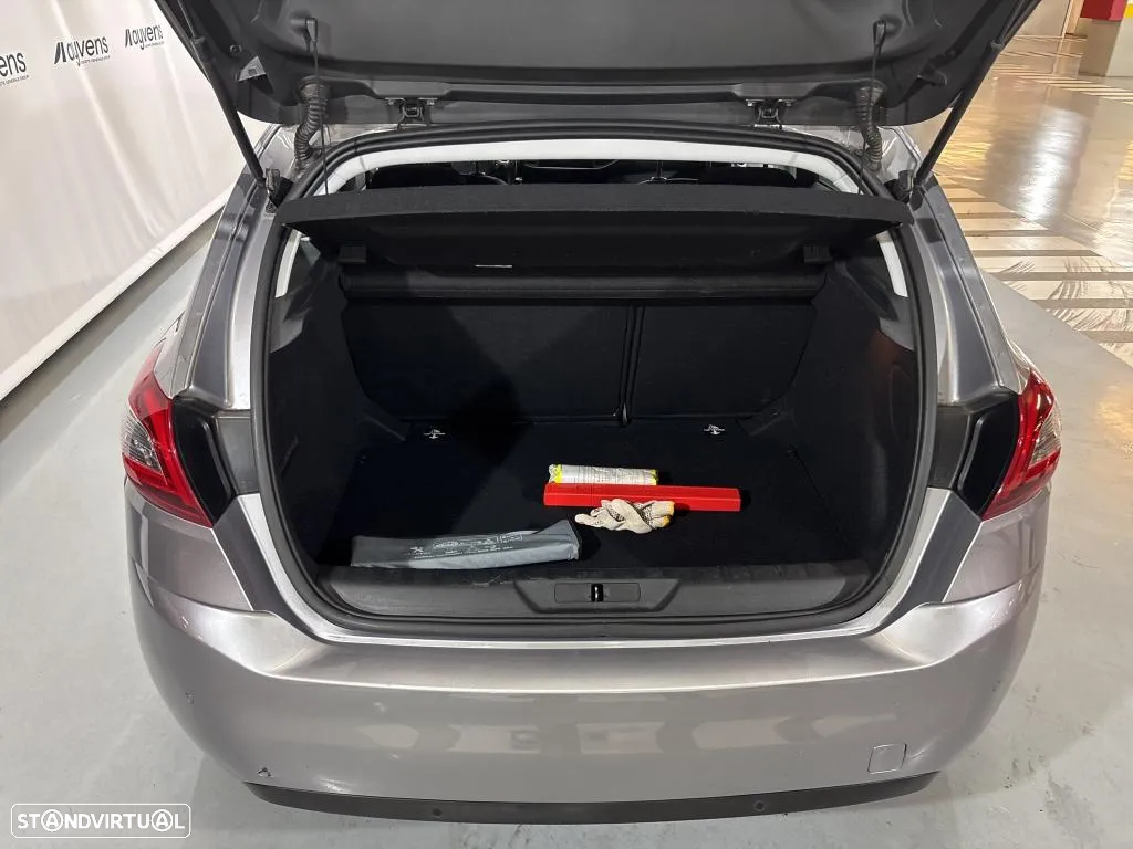 Peugeot 308 1.2 PureTech Style - 9