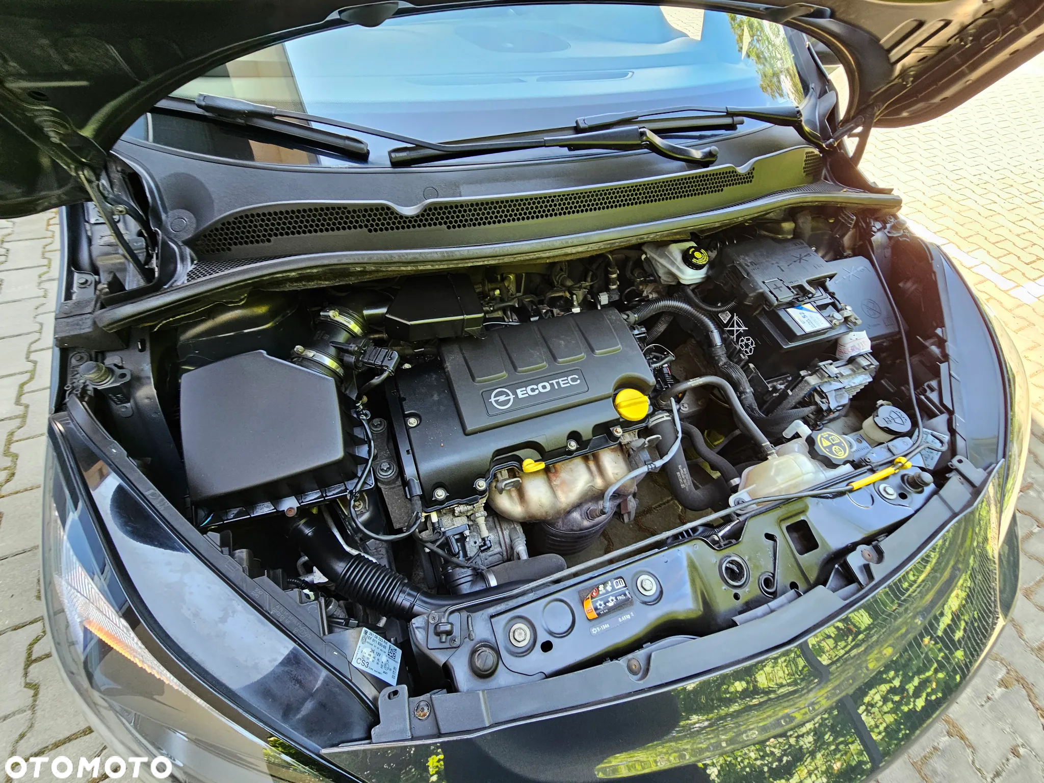 Opel Corsa 1.2 16V Essentia - 23
