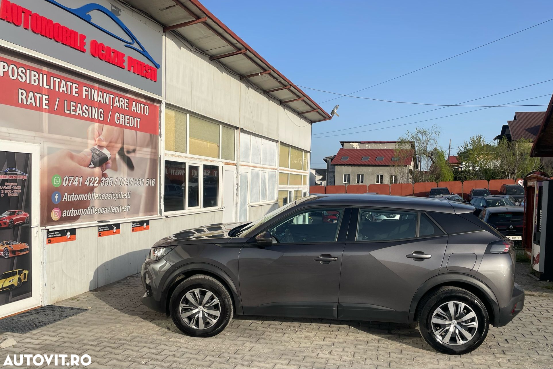 Peugeot 2008 1.5 BlueHDI 130 S&S EAT8 Allure - 12
