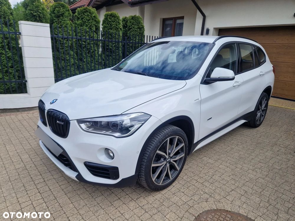 BMW X1 xDrive18d Sport Line sport - 1