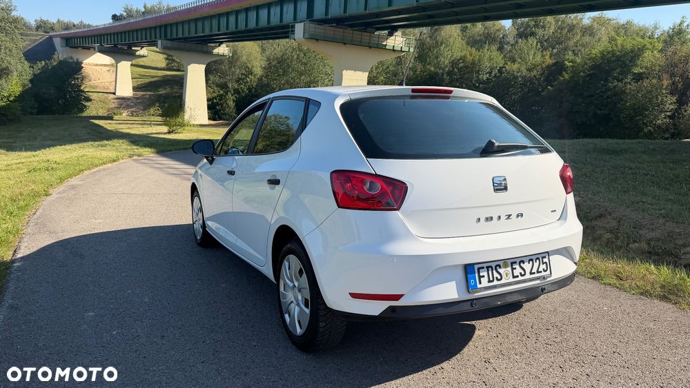 Seat Ibiza 1.2 TSI SUN - 33