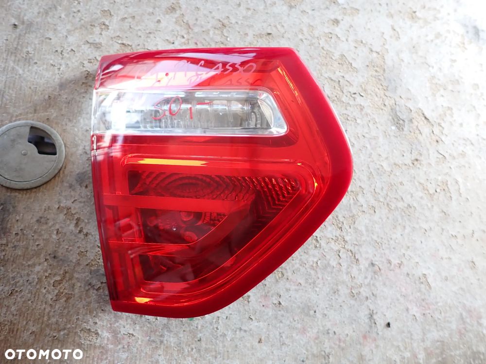 CITROEN C4 PICASSO LAMPA PRAWY TYŁ - 2