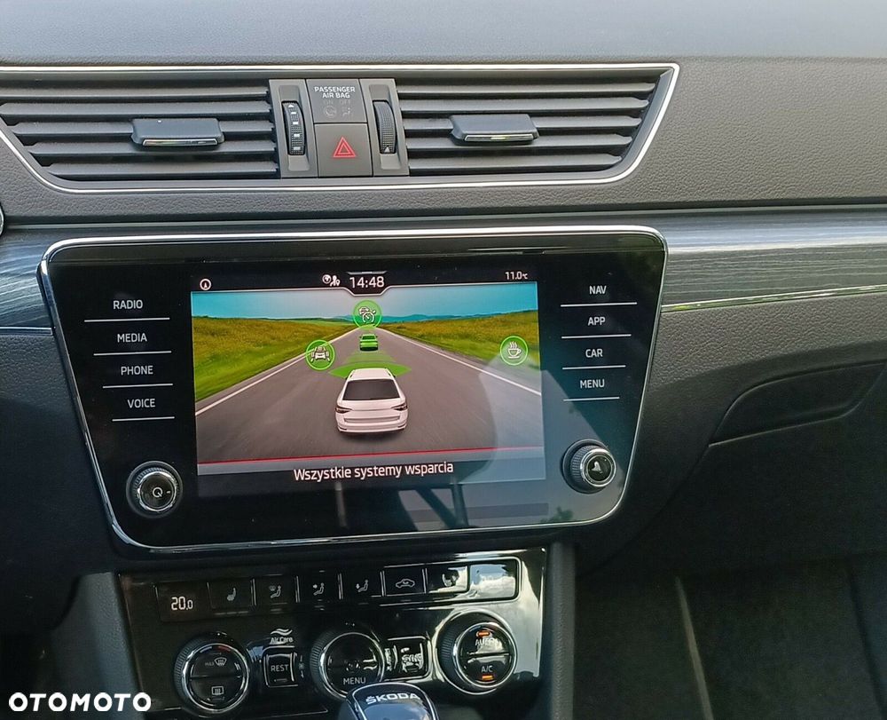 Skoda Superb 1.5 TSI Style DSG - 30