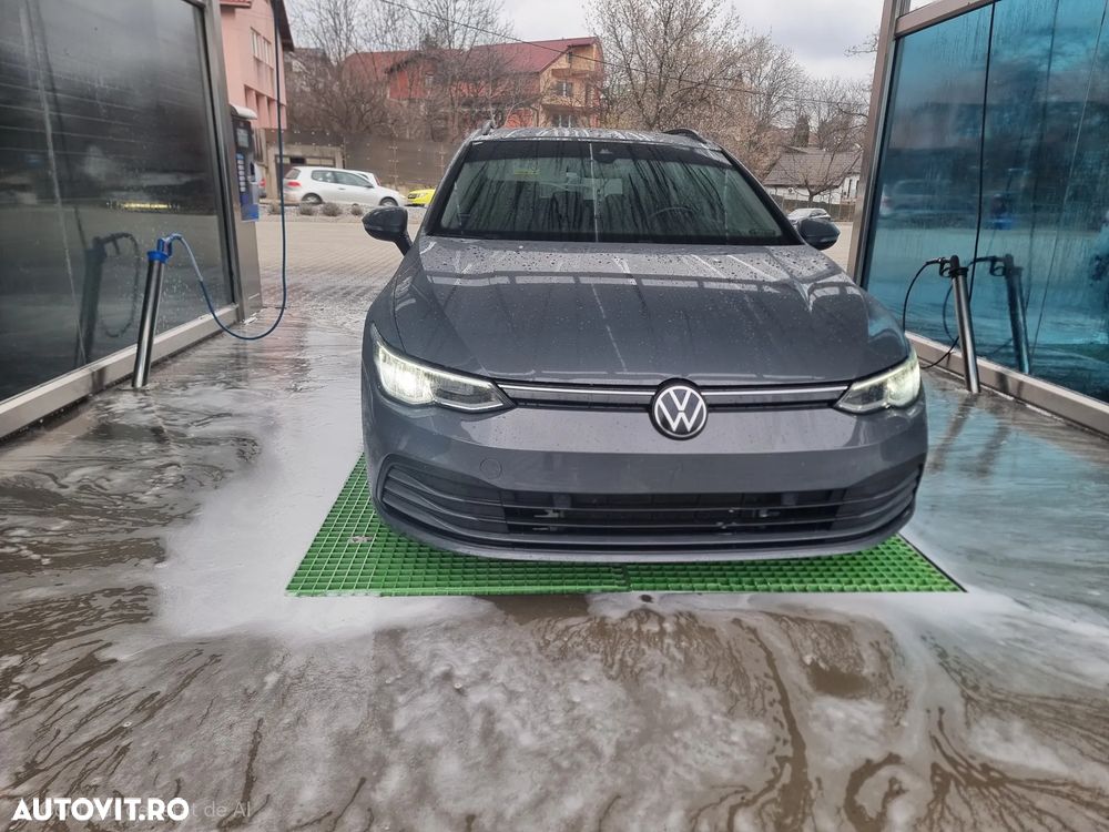 Volkswagen Golf - 2