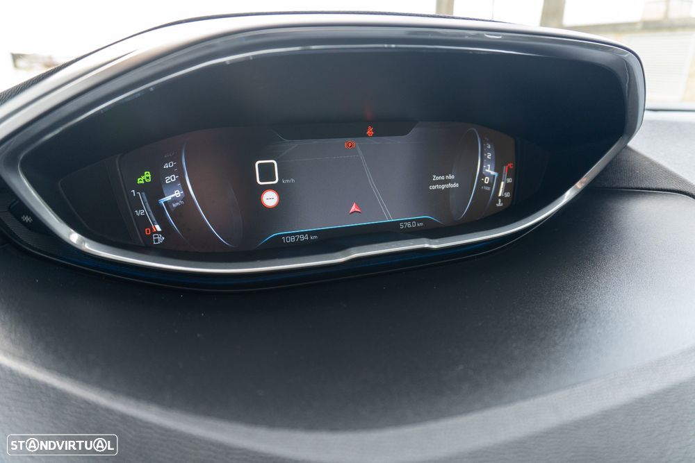 Peugeot 3008 PureTech 130 Stop & Start GPF Allure - 20