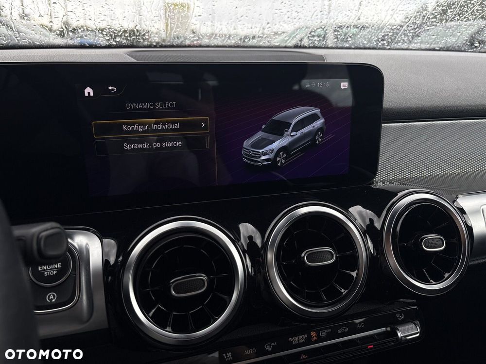 Mercedes-Benz GLB 200 7G-DCT - 24