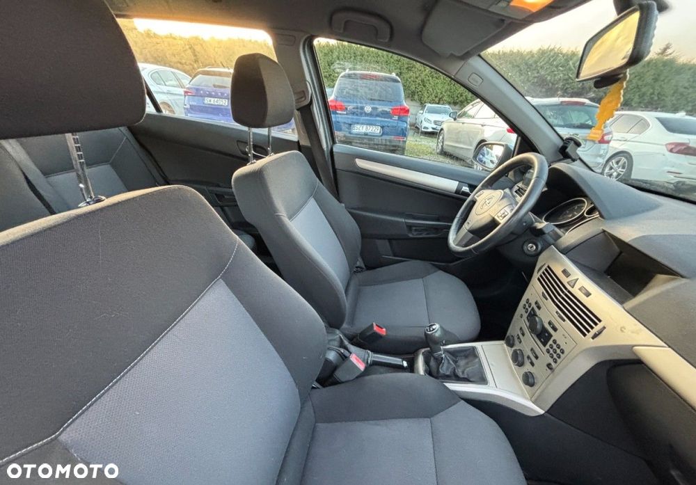 Opel Astra - 15