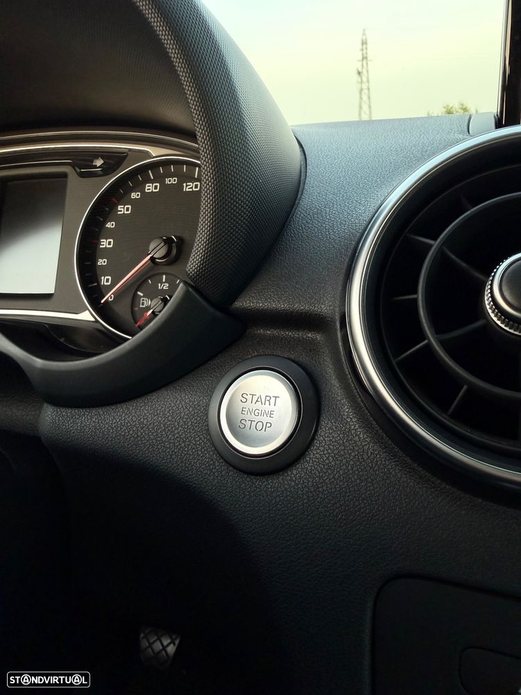 Audi A1 1.6 TDI S-line - 23