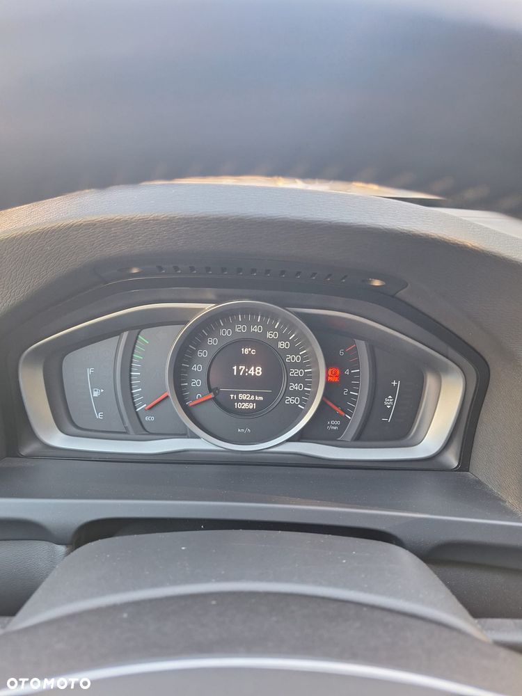Volvo V60 - 2