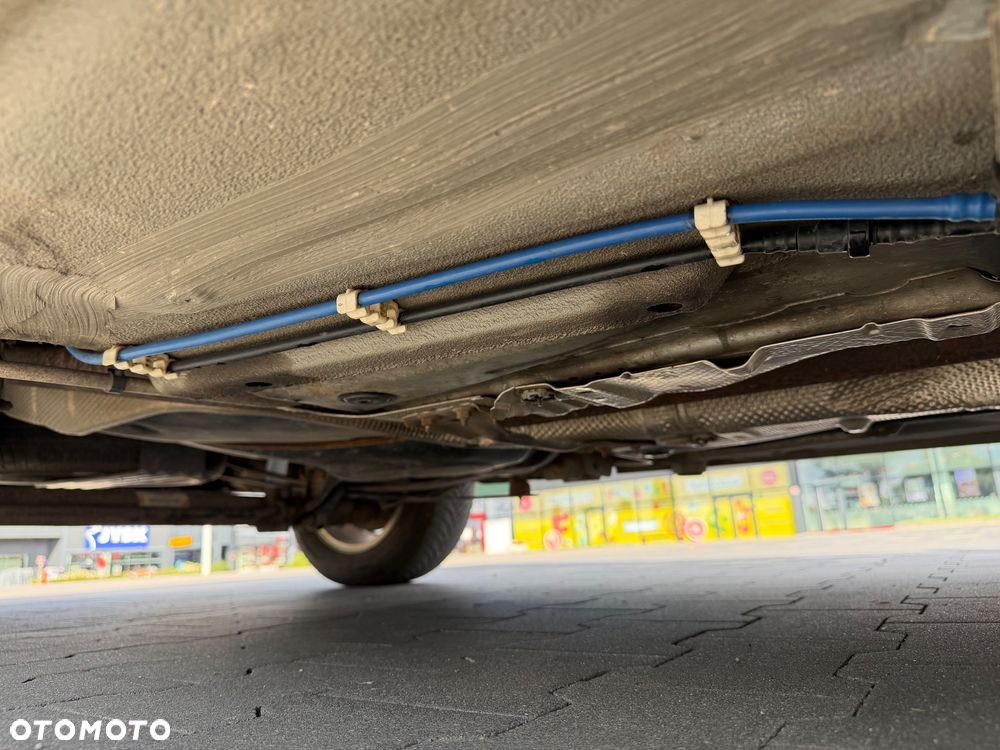 Volkswagen Caddy Life - 30
