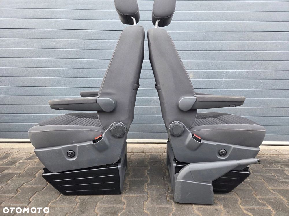 VW T5 T6 fotel kierowcy przód elektrycznie regulowany CUP - 7