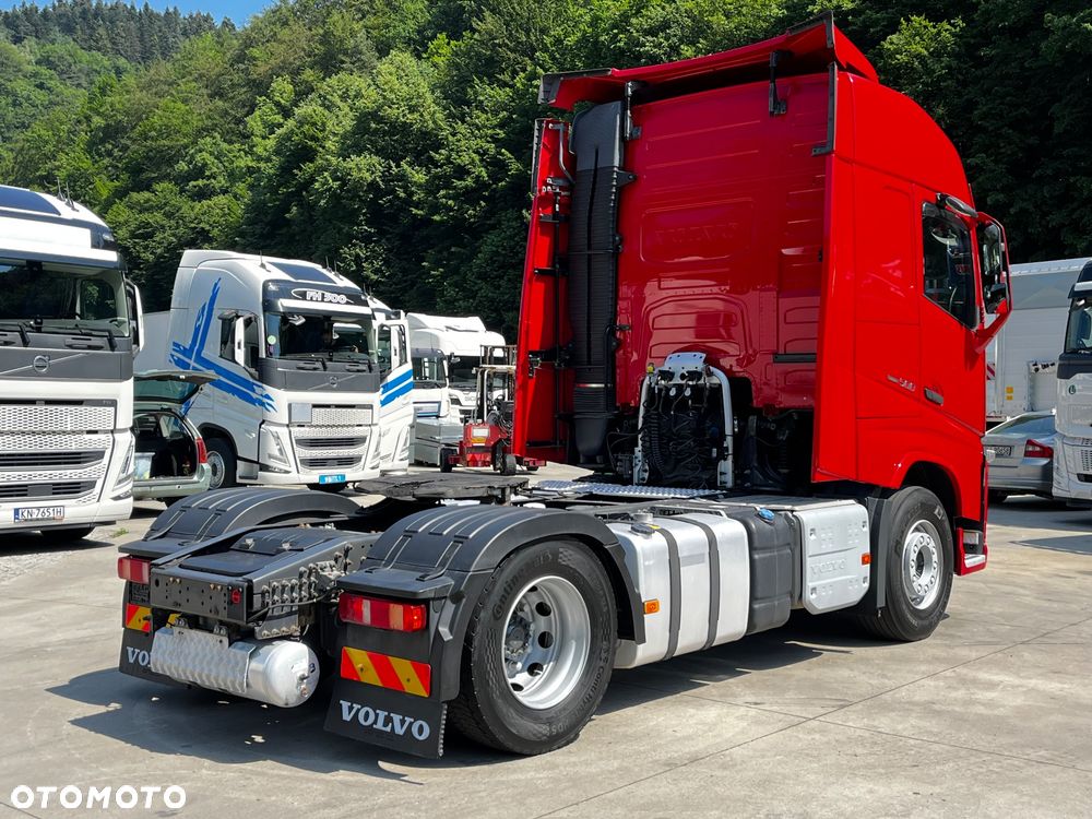 Volvo FH // Standard // 2018 Rok // Parkclima // Duże zbiorniki // Joystick // - 11