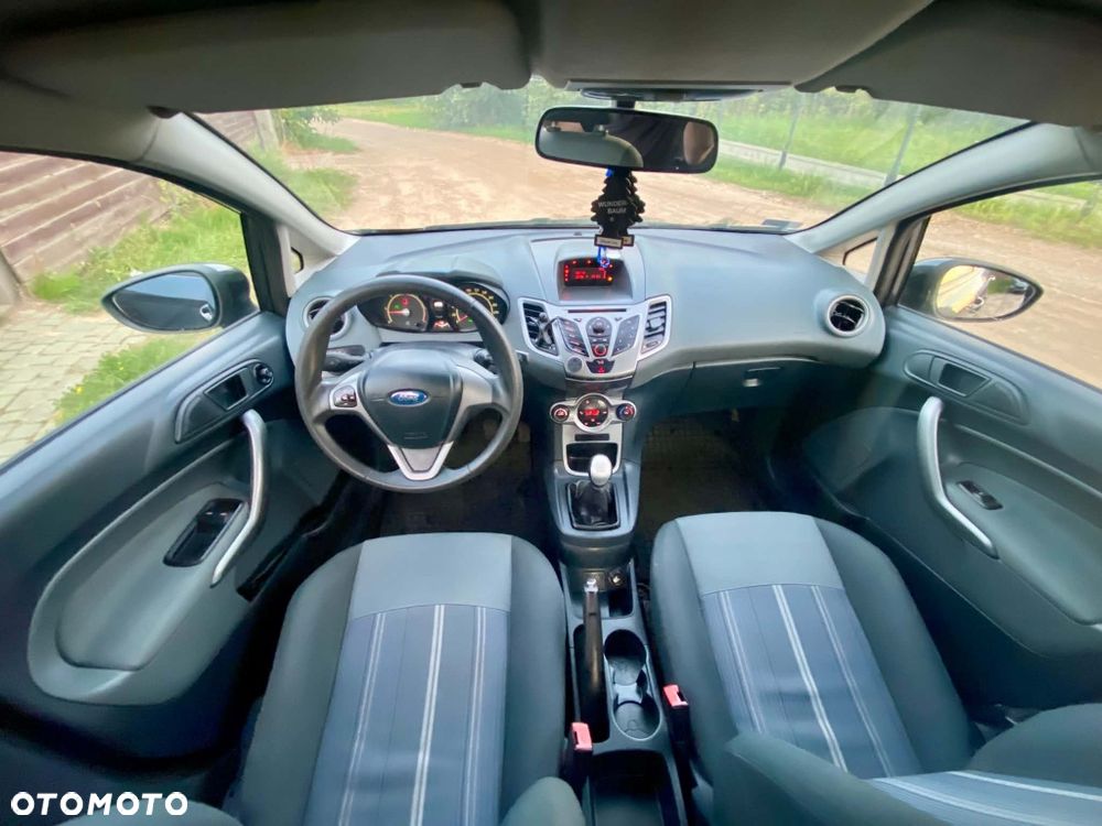 Ford Fiesta - 7