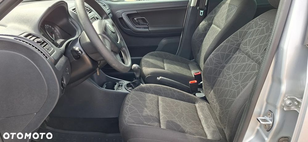 Skoda Fabia 1.2 TSI Family - 10