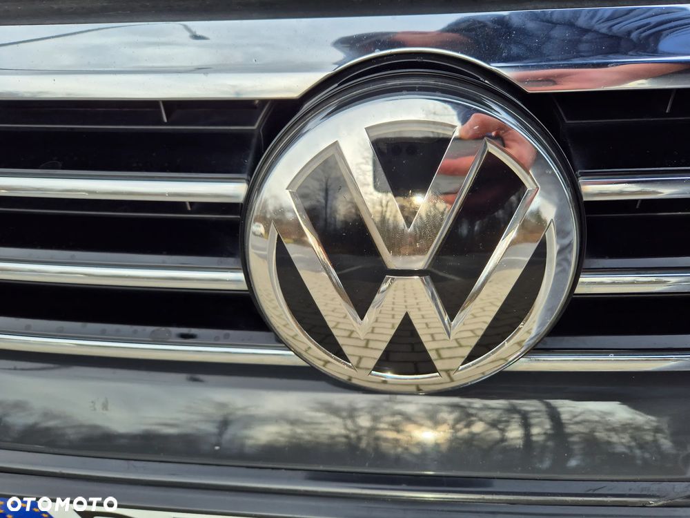 Volkswagen Passat - 19