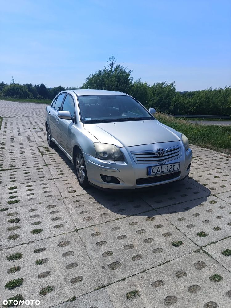 Toyota Avensis 2.0 VVT-i Prestige - 1