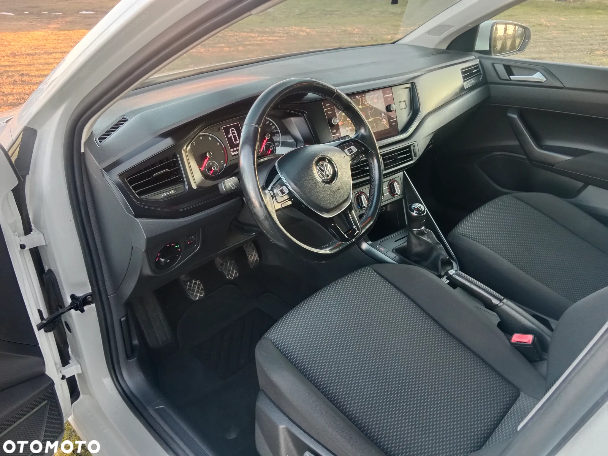 Volkswagen Polo 1.0 TSI Comfortline - 9