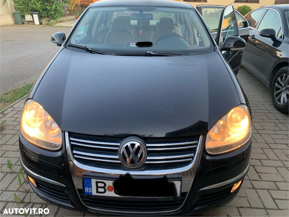 Volkswagen Jetta 1.6 Comfortline - 10