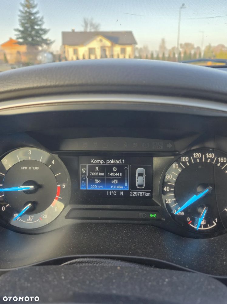 Ford Mondeo 2.0 TDCi Trend - 13