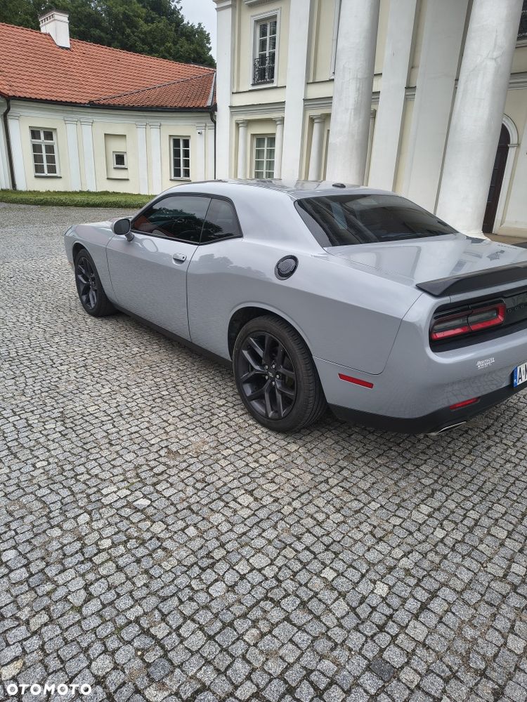 Dodge Challenger - 3