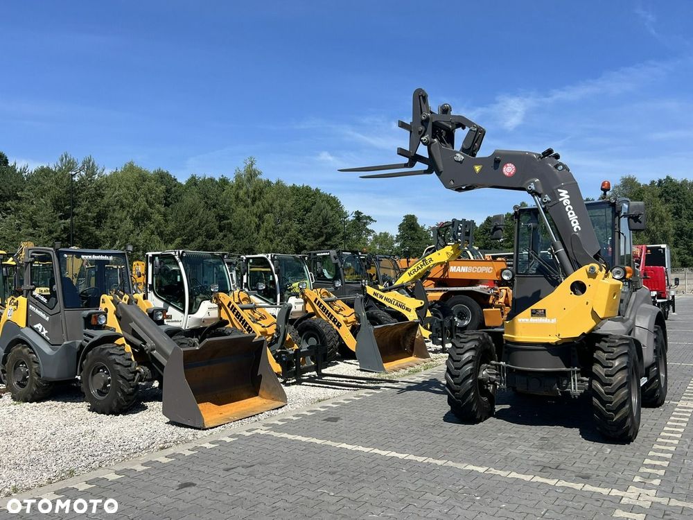 Mecalac AS 700 Obrotowe ramie Szybko-Złącze Mało motogodzin - 3