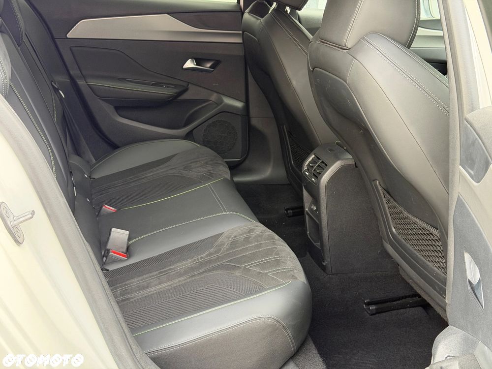 Peugeot 308 BlueHDi 130 EAT8 GT - 33